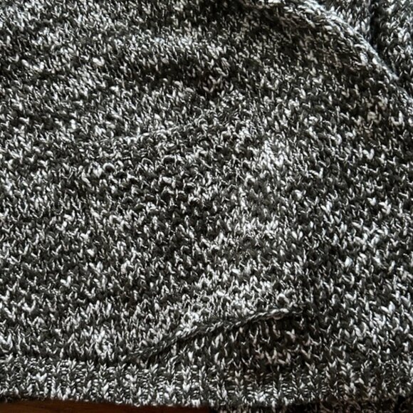 NWT Abercrombie Cardigan Sweater Green White Women Knit Soft Open Marled Shawl - Picture 2 of 3